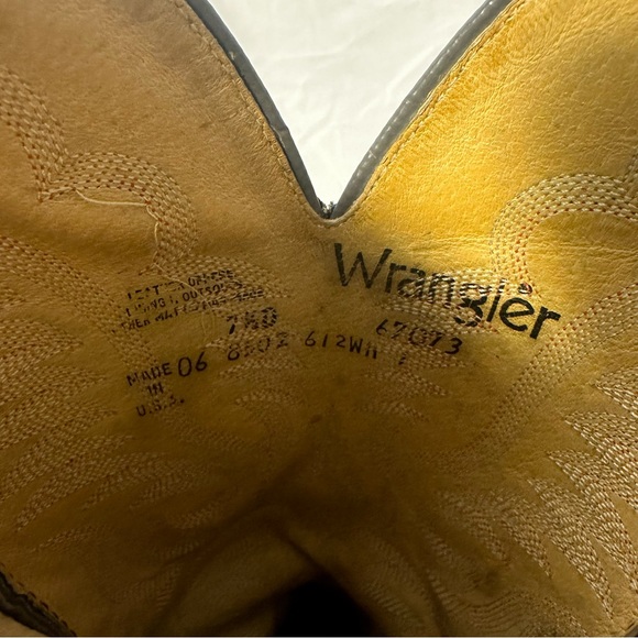 COPY - Vintage Wrangler Women’s Cowboy Boots - Size 7M - Picture 8 of 8
